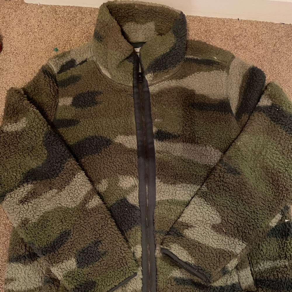 Old Navy Camo Sherpa